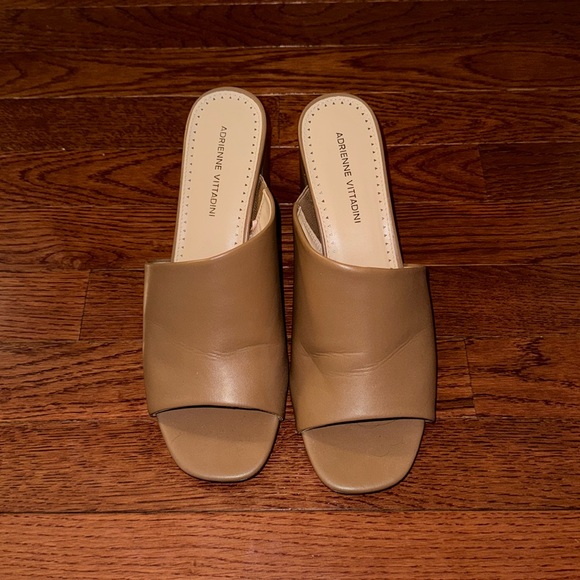 Adrienne Vittadini Sandals - Picture 1 of 2